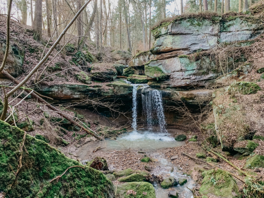 kleiner Wasserfall